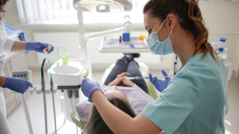 Lee más sobre el artículo Las tecnologías más innovadoras en odontología: Avances que están revolucionando el sector